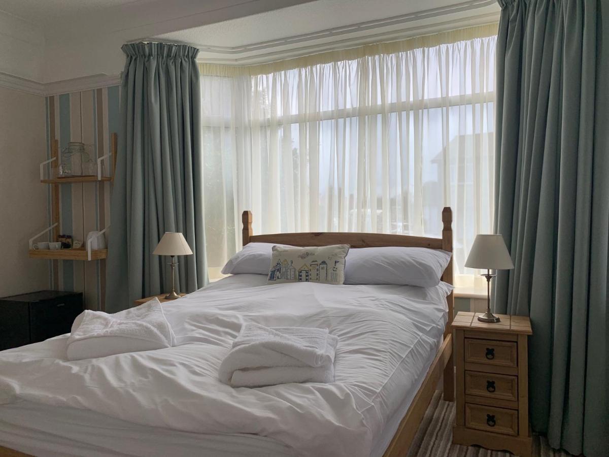 Bed and Breakfast Holly Trees Seahouses Zewnętrze zdjęcie