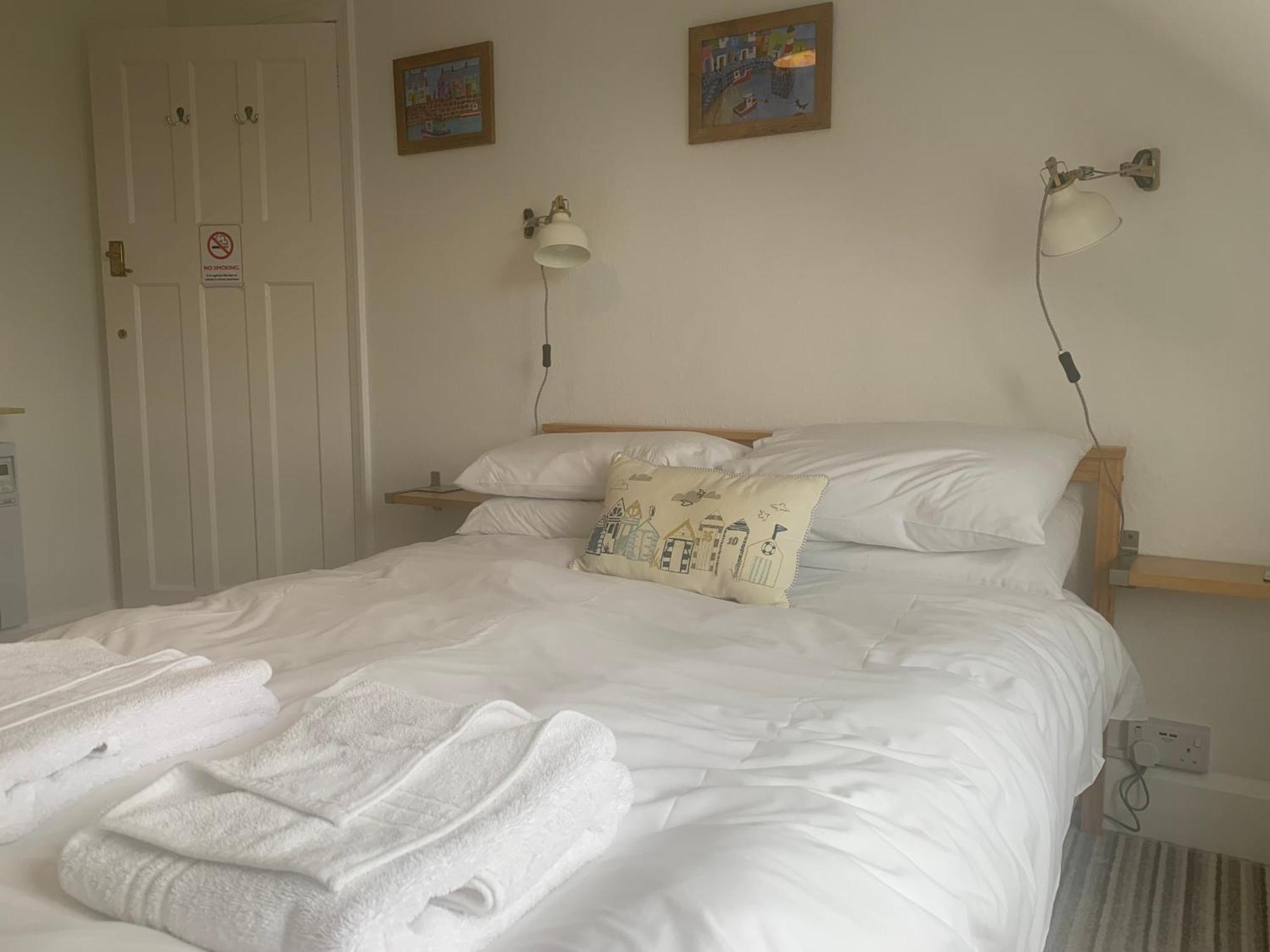 Bed and Breakfast Holly Trees Seahouses Zewnętrze zdjęcie